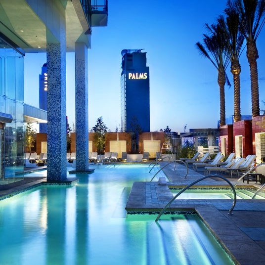 Palms Place Hotel and Spa