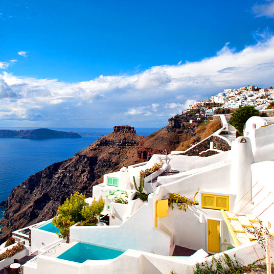 Dreams Luxury Suites
