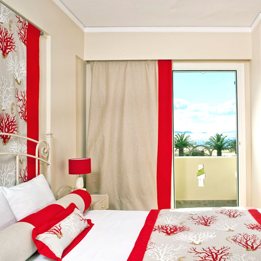 Finikas Hotel