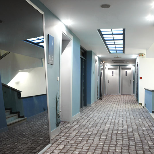 City Hotel