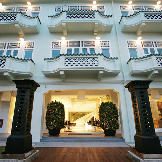 新大华酒店(New Majestic Hotel)