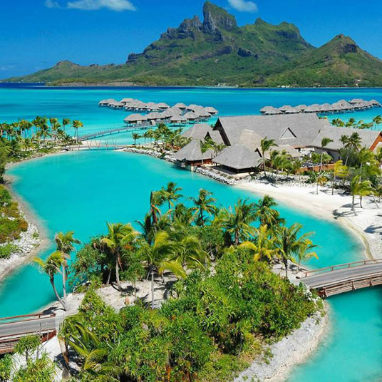 Four Seasons Resort Bora Bora