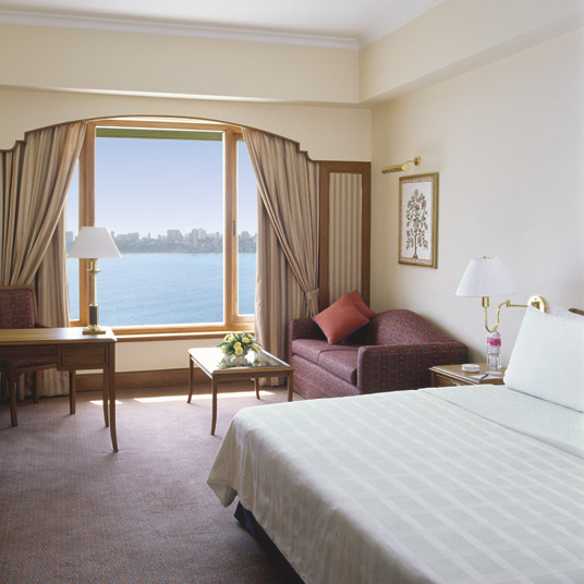 Trident, Nariman Point