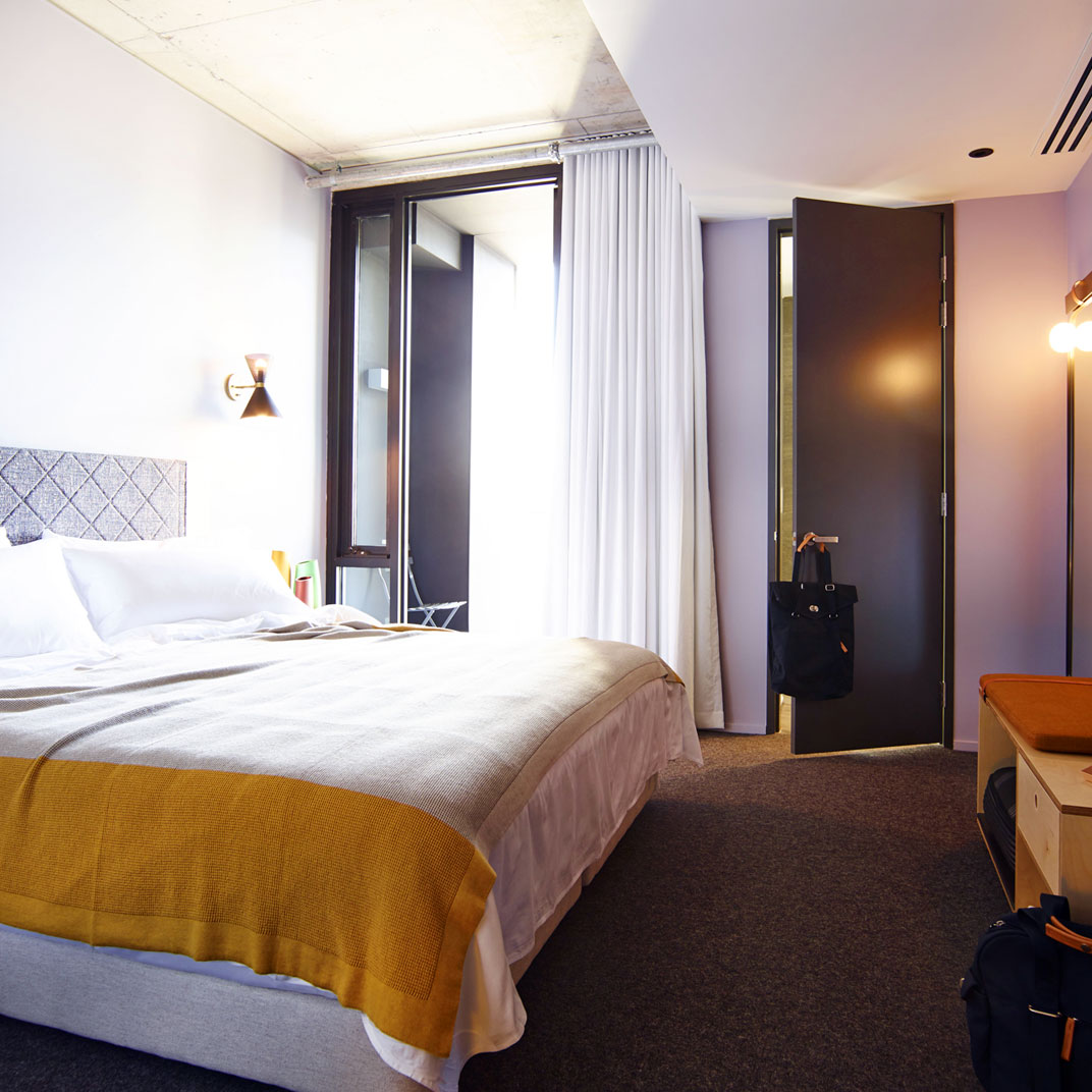 Alex Hotel