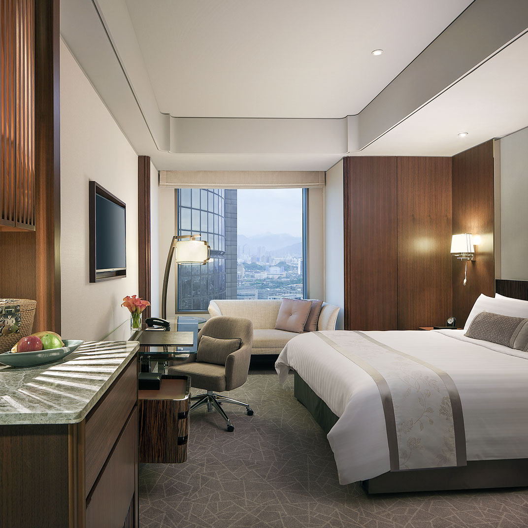 Shangri-La's Far Eastern Plaza Hotel, Taipei