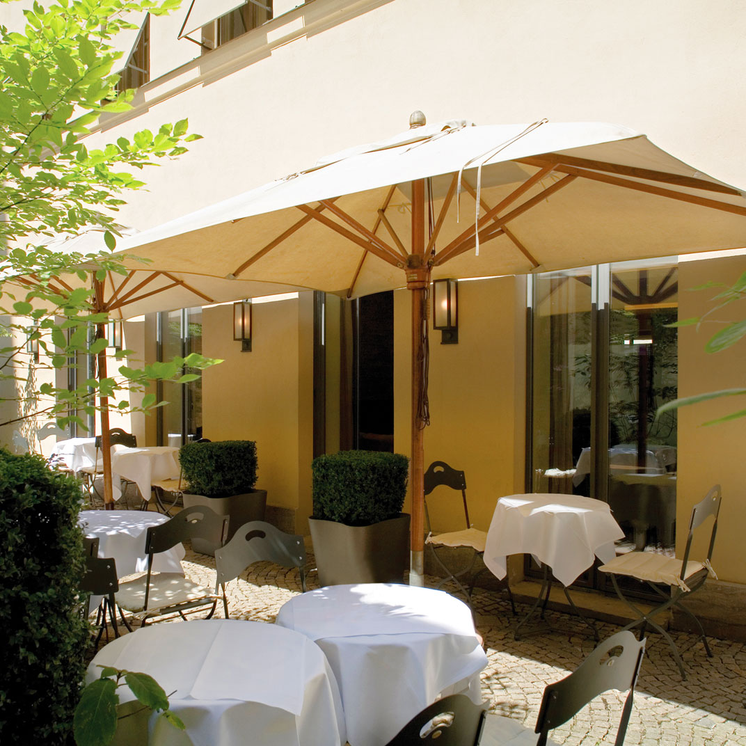Cortiina Hotel
