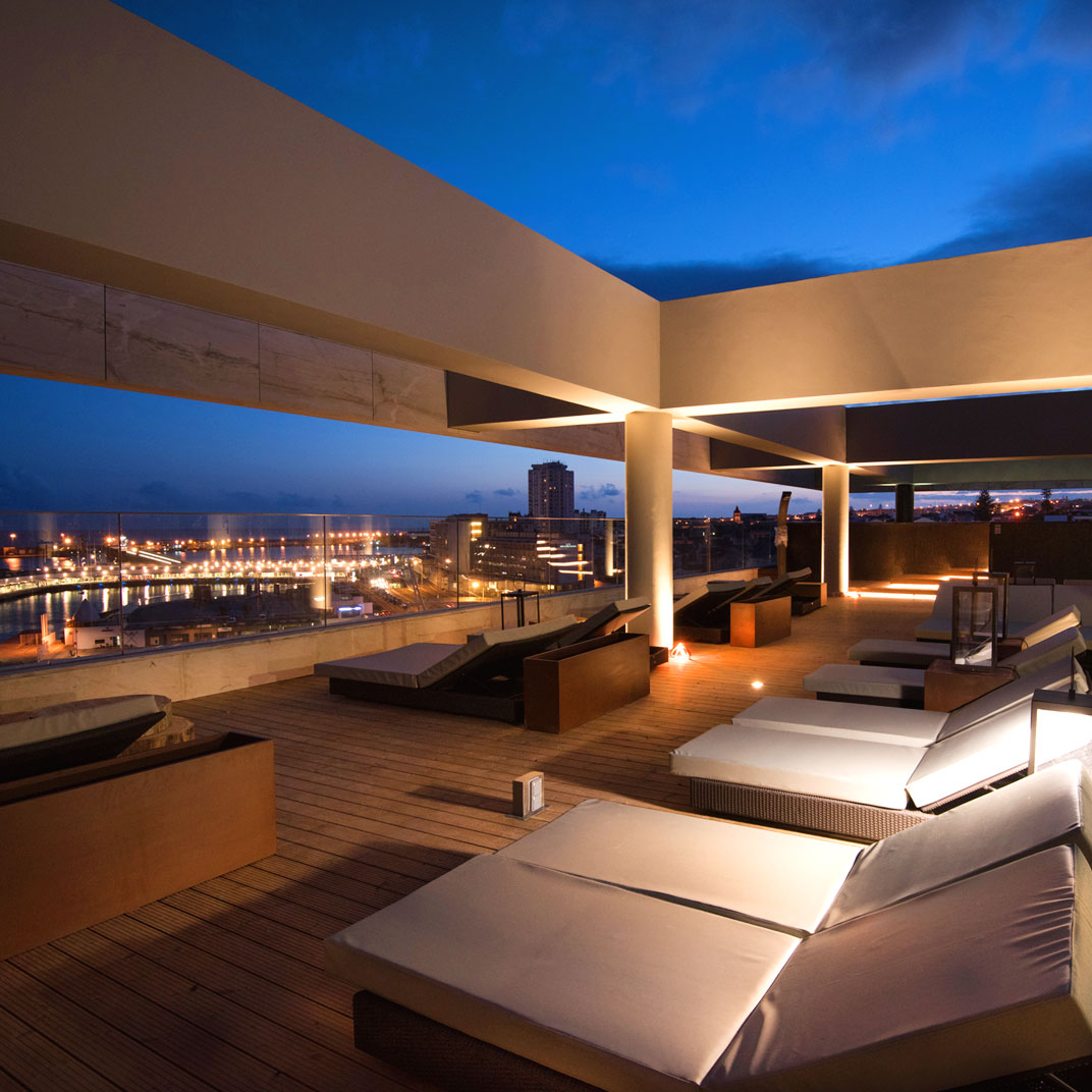 Azor Hotel