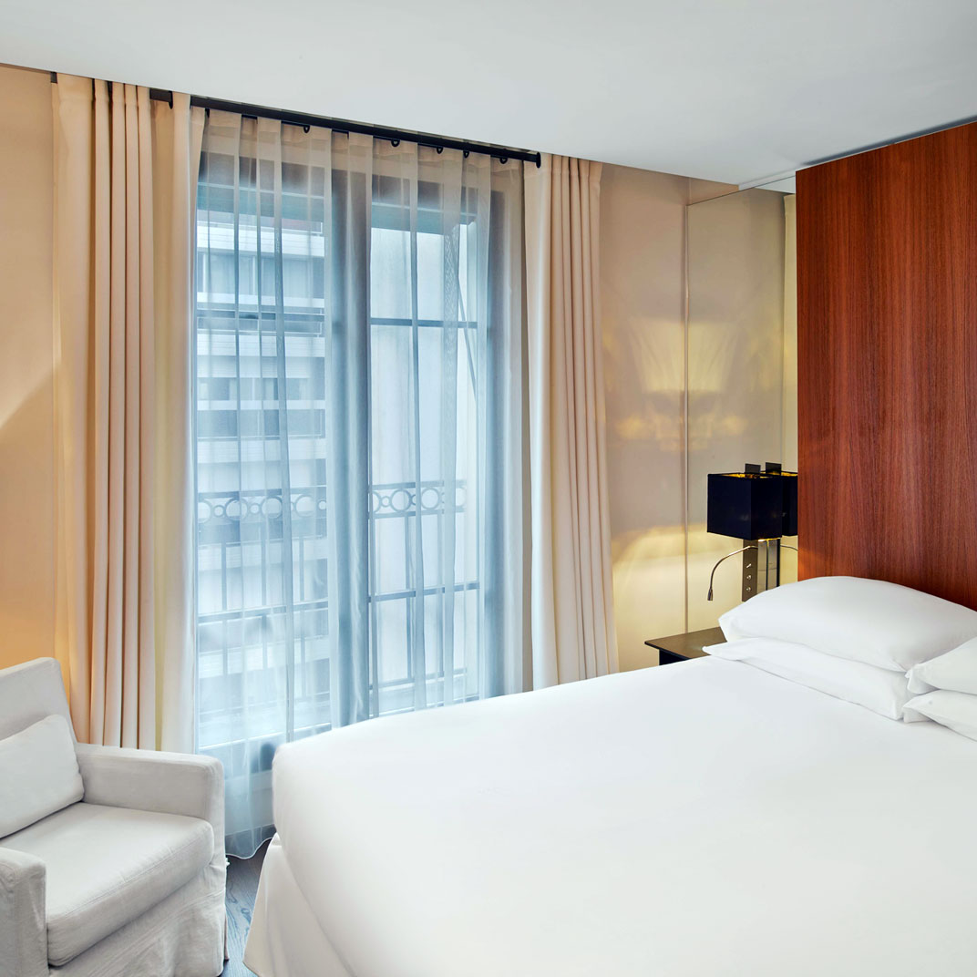 Le Metropolitan, Paris