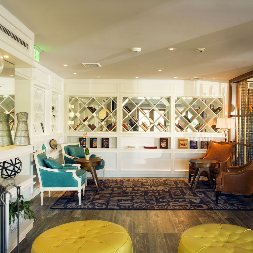 Lakehouse Hotel and Resort
