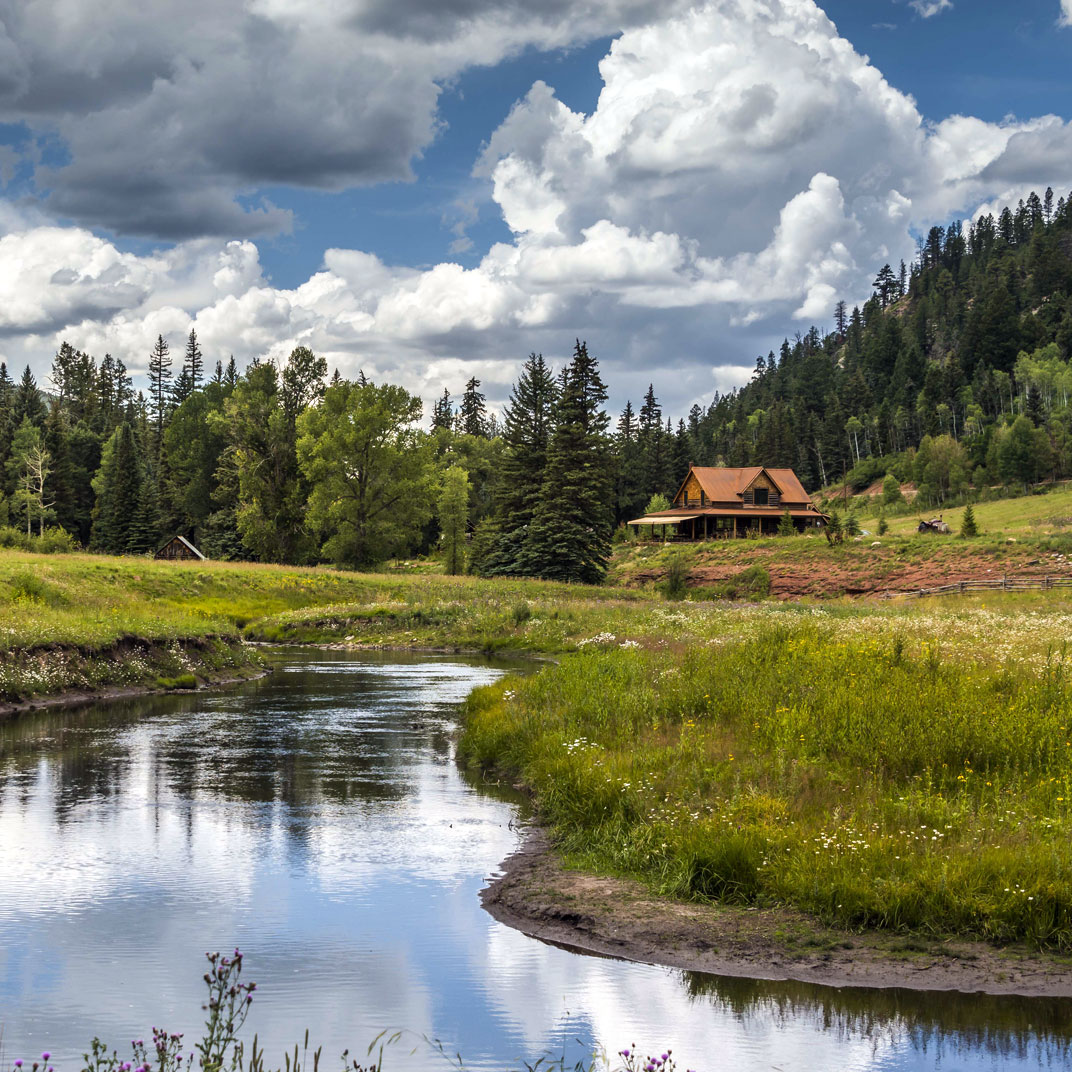 Dunton River Camp