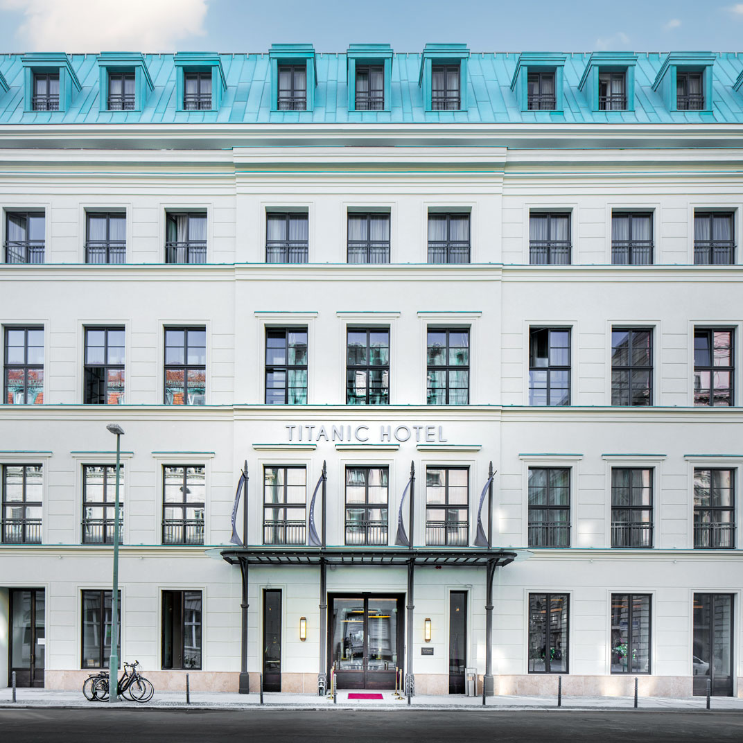 TITANIC Gendarmenmarkt Berlin