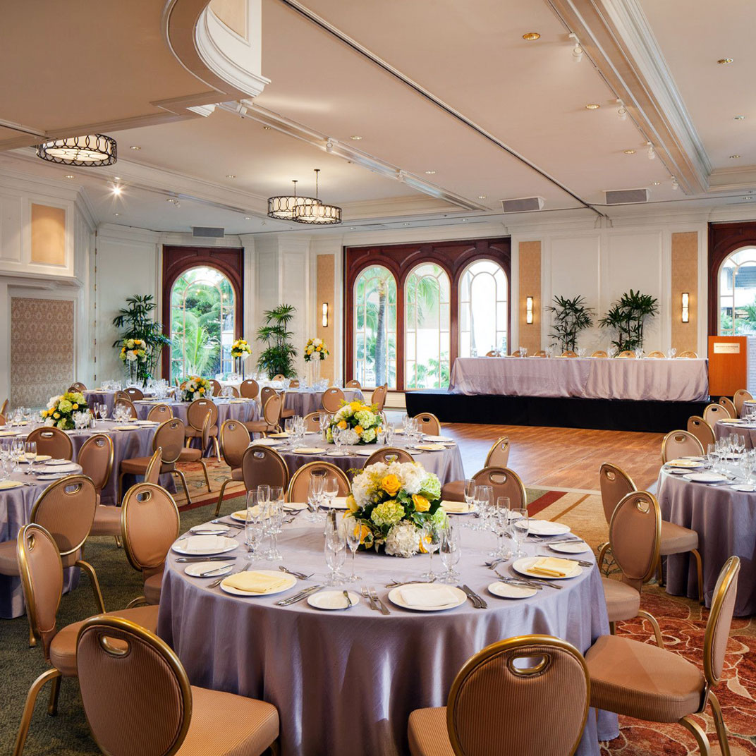 Moana Surfrider, Waikiki Beach