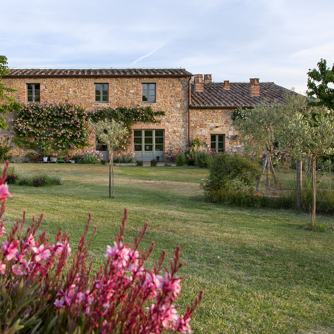 Follonico Suite B&B
