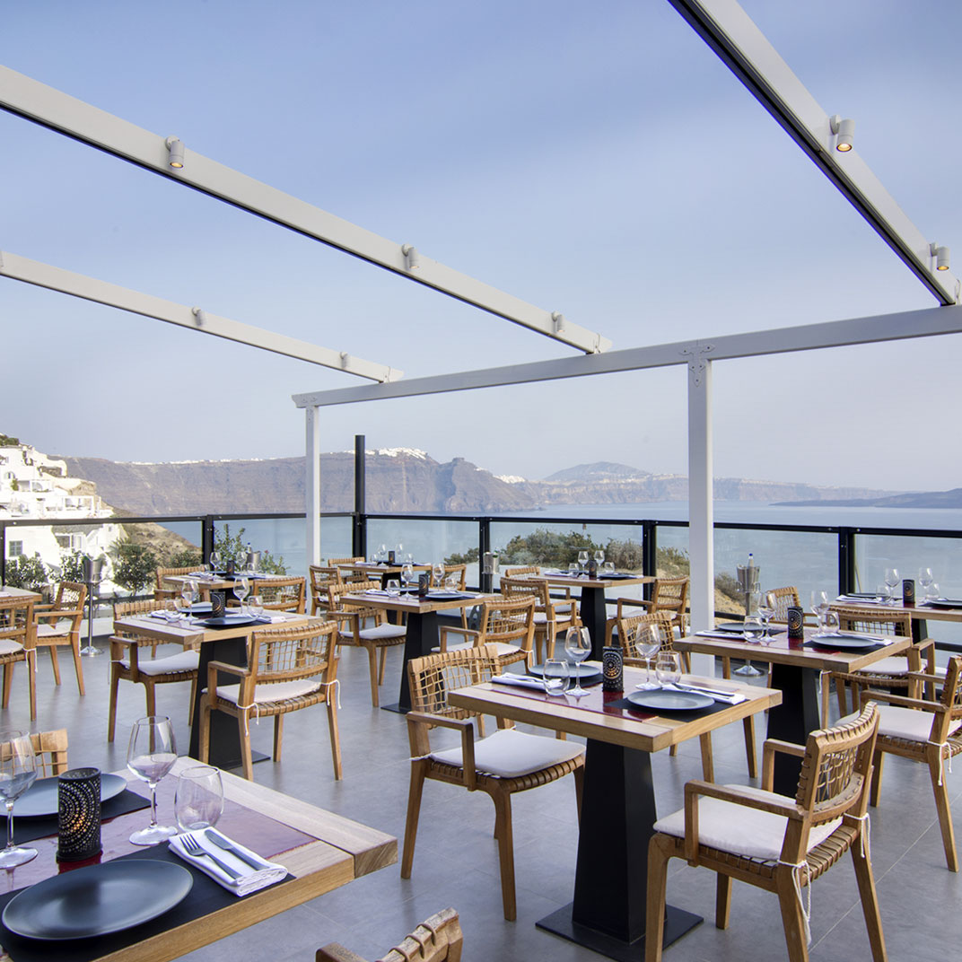 Santorini Secret Suites & Spa