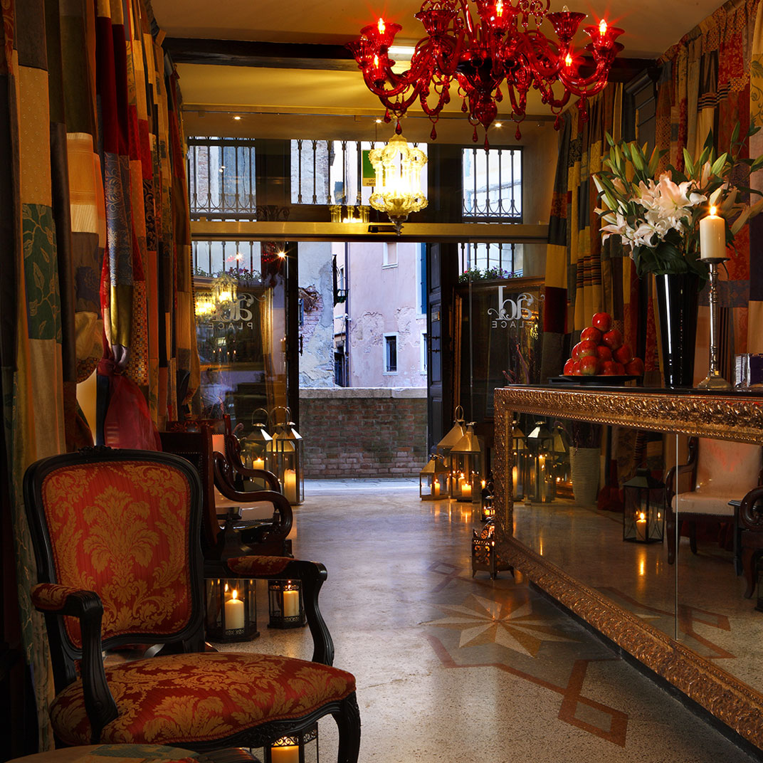 AD Place Venice